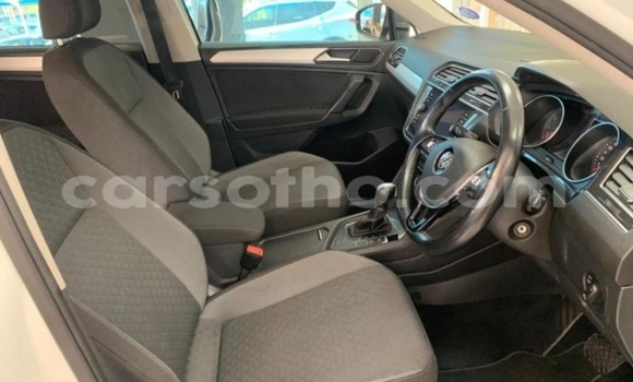Sayi Na hannu Volkswagen Tiguan White Mota in Maputsoe a Leribe Sayi Na hannu Volkswagen Tiguan White Mota in Maputsoe a Leribe