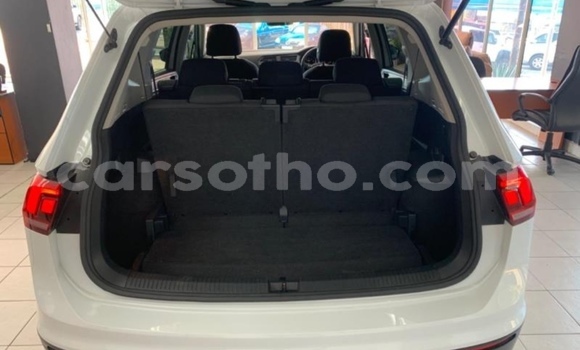 Sayi Na hannu Volkswagen Tiguan White Mota in Maputsoe a Leribe Sayi Na hannu Volkswagen Tiguan White Mota in Maputsoe a Leribe
