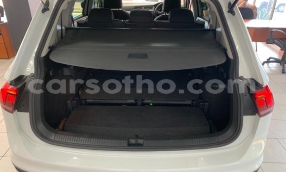 Sayi Na hannu Volkswagen Tiguan White Mota in Maputsoe a Leribe Sayi Na hannu Volkswagen Tiguan White Mota in Maputsoe a Leribe