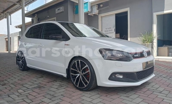 اشتري مستعمل Volkswagen Polo GTI White سيارة في Maputsoe في Leribe