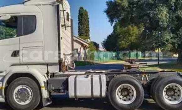 Acheter Occasion Utilitaire Scania R420 Blanc à Maseru, Maseru Acheter Occasion Utilitaire Scania R420 Blanc à Maseru, Maseru