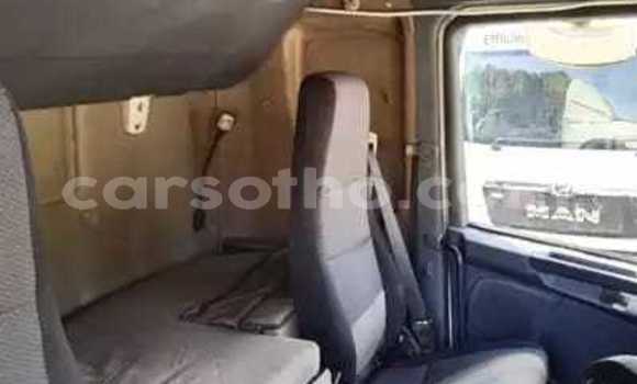 Acheter Occasion Utilitaire Scania R420 Blanc à Maseru, Maseru Acheter Occasion Utilitaire Scania R420 Blanc à Maseru, Maseru