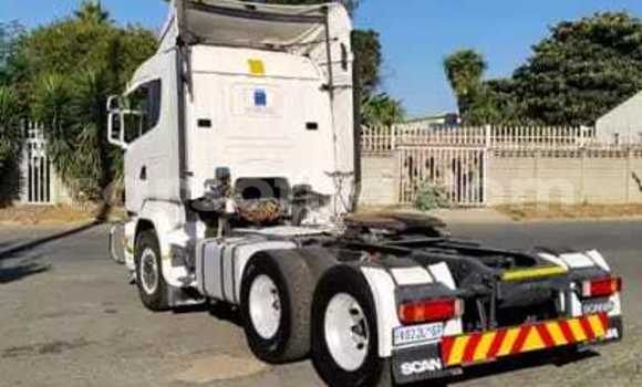 Acheter Occasion Utilitaire Scania R420 Blanc à Maseru, Maseru Acheter Occasion Utilitaire Scania R420 Blanc à Maseru, Maseru