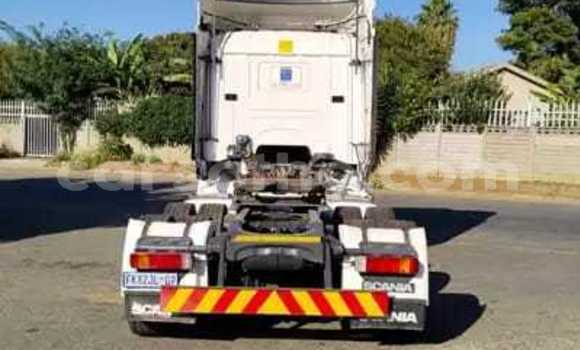 Acheter Occasion Utilitaire Scania R420 Blanc à Maseru, Maseru Acheter Occasion Utilitaire Scania R420 Blanc à Maseru, Maseru