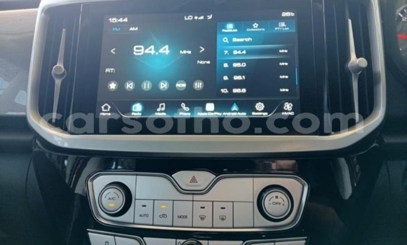 Buy Used Toyota Hilux Red Car in Maputsoe in Leribe Buy Used Toyota Hilux Red Car in Maputsoe in Leribe