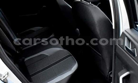 اشتري مستعمل Volkswagen Polo Silver سيارة في Maseru في Maseru اشتري مستعمل Volkswagen Polo Silver سيارة في Maseru في Maseru