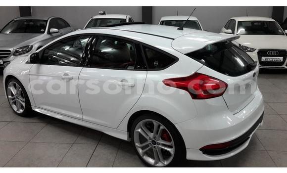اشتري مستعمل Ford Fiesta ST White سيارة في Maseru في Maseru اشتري مستعمل Ford Fiesta ST White سيارة في Maseru في Maseru