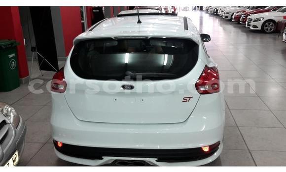 اشتري مستعمل Ford Fiesta ST White سيارة في Maseru في Maseru اشتري مستعمل Ford Fiesta ST White سيارة في Maseru في Maseru