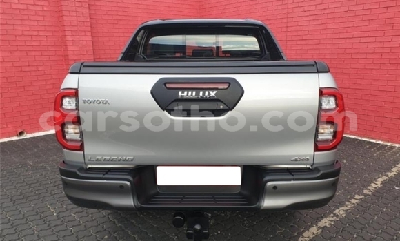 Acheter Occasion Voiture Toyota Hilux Beige à Maputsoe, Leribe Acheter Occasion Voiture Toyota Hilux Beige à Maputsoe, Leribe