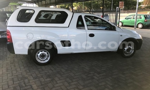 اشتري مستعمل Chevrolet Corsa White سيارة في Butha Buthe في Butha-Buthe اشتري مستعمل Chevrolet Corsa White سيارة في Butha Buthe في Butha-Buthe