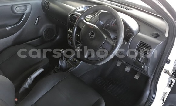 اشتري مستعمل Chevrolet Corsa White سيارة في Butha Buthe في Butha-Buthe اشتري مستعمل Chevrolet Corsa White سيارة في Butha Buthe في Butha-Buthe