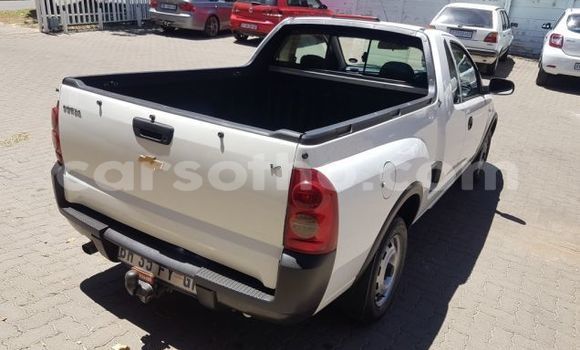 اشتري مستعمل Chevrolet Corsa White سيارة في Butha Buthe في Butha-Buthe اشتري مستعمل Chevrolet Corsa White سيارة في Butha Buthe في Butha-Buthe