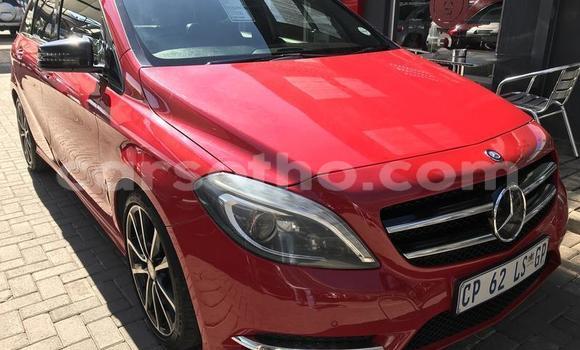 Acheter Occasion Voiture Mercedes-Benz CLC-klasse Rouge à Maputsoa, Leribe Acheter Occasion Voiture Mercedes-Benz CLC-klasse Rouge à Maputsoa, Leribe