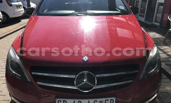 Acheter Occasion Voiture Mercedes-Benz CLC-klasse Rouge à Maputsoa, Leribe Acheter Occasion Voiture Mercedes-Benz CLC-klasse Rouge à Maputsoa, Leribe