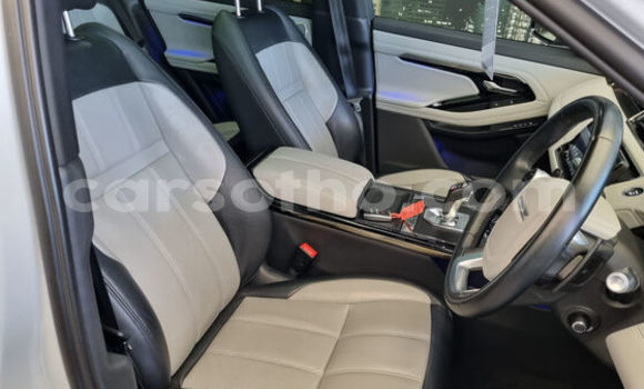 Sayi Na hannu Land Rover Range Rover Evoque White Mota in Maseru a Maseru Sayi Na hannu Land Rover Range Rover Evoque White Mota in Maseru a Maseru