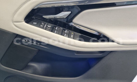 Sayi Na hannu Land Rover Range Rover Evoque White Mota in Maseru a Maseru Sayi Na hannu Land Rover Range Rover Evoque White Mota in Maseru a Maseru