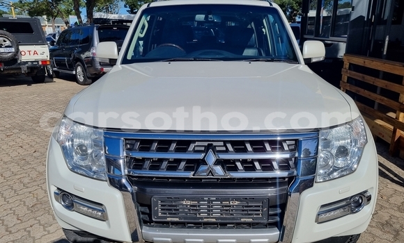 Acheter Occasion Voiture Mitsubishi Pajero Blanc à Maseru, Maseru Acheter Occasion Voiture Mitsubishi Pajero Blanc à Maseru, Maseru