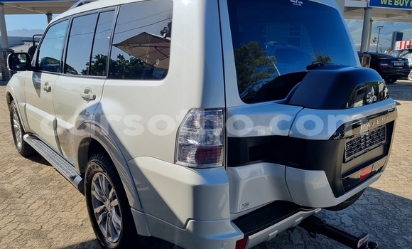 Acheter Occasion Voiture Mitsubishi Pajero Blanc à Maseru, Maseru Acheter Occasion Voiture Mitsubishi Pajero Blanc à Maseru, Maseru