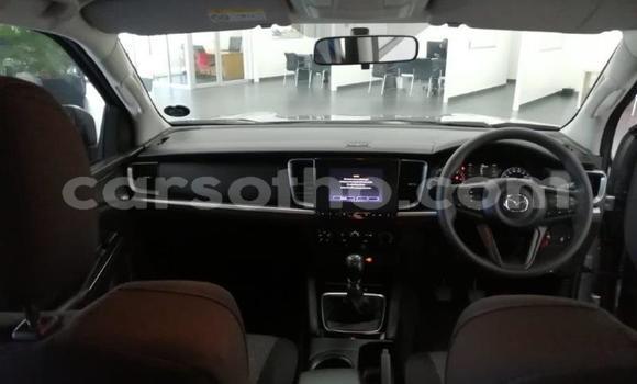 Acheter Occasion Voiture Mazda BT-50 Blanc à Hlotse, Leribe Acheter Occasion Voiture Mazda BT-50 Blanc à Hlotse, Leribe