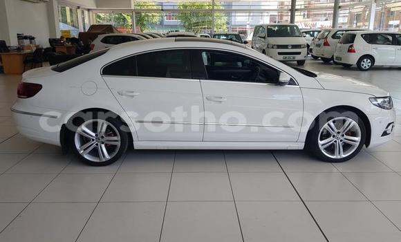 Acheter Occasion Voiture Volkswagen Golf Blanc à Maputsoa, Leribe Acheter Occasion Voiture Volkswagen Golf Blanc à Maputsoa, Leribe