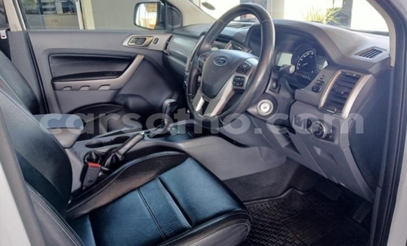 Sayi Na hannu Ford Ranger White Mota in Maputsoe a Leribe Sayi Na hannu Ford Ranger White Mota in Maputsoe a Leribe