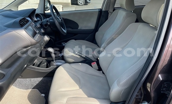 اشتري مستعمل Honda FIT Beige سيارة في Butha–Buthe في Thaba-Tseka اشتري مستعمل Honda FIT Beige سيارة في Butha–Buthe في Thaba-Tseka