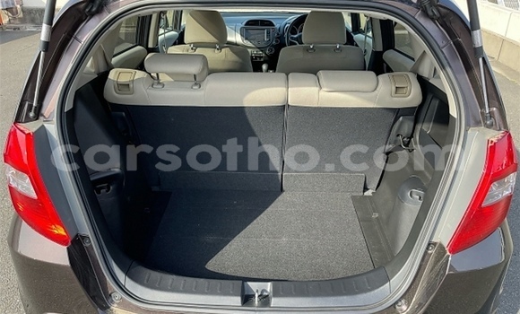 اشتري مستعمل Honda FIT Beige سيارة في Butha–Buthe في Thaba-Tseka اشتري مستعمل Honda FIT Beige سيارة في Butha–Buthe في Thaba-Tseka