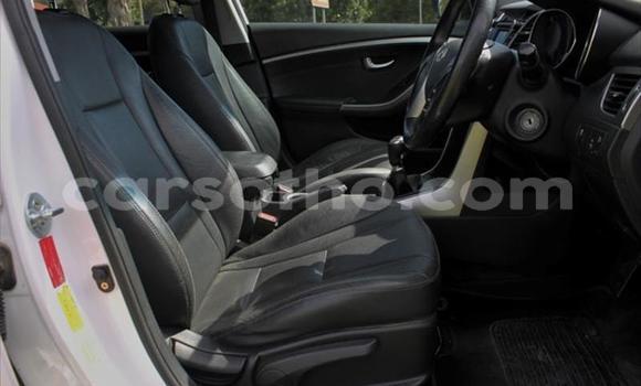 اشتري مستعمل Hyundai i30 White سيارة في Maseru في Maseru اشتري مستعمل Hyundai i30 White سيارة في Maseru في Maseru