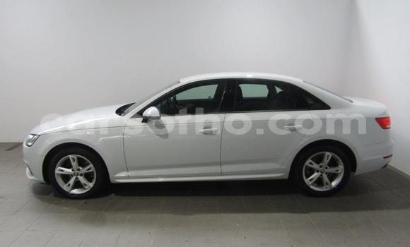 Sayi Na hannu Audi A4 White Mota in Maputsoa a Leribe Sayi Na hannu Audi A4 White Mota in Maputsoa a Leribe