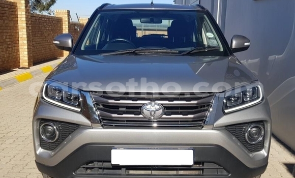 Sayi Na hannu Toyota Urban Cruiser Silver Mota in Maputsoe a Leribe Sayi Na hannu Toyota Urban Cruiser Silver Mota in Maputsoe a Leribe