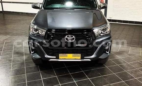 Sayi Na hannu Toyota Hilux Black Mota in Maseru a Maseru Sayi Na hannu Toyota Hilux Black Mota in Maseru a Maseru