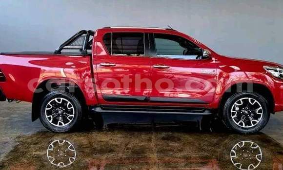 Sayi Na hannu Toyota Hilux Red Mota in Maseru a Maseru Sayi Na hannu Toyota Hilux Red Mota in Maseru a Maseru