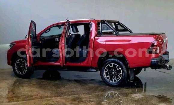 Sayi Na hannu Toyota Hilux Red Mota in Maseru a Maseru Sayi Na hannu Toyota Hilux Red Mota in Maseru a Maseru
