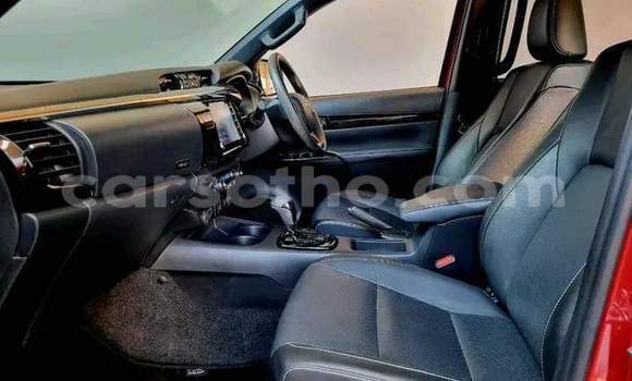 Sayi Na hannu Toyota Hilux Red Mota in Maseru a Maseru Sayi Na hannu Toyota Hilux Red Mota in Maseru a Maseru