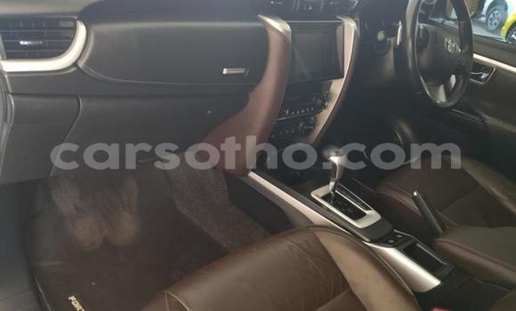 Acheter Occasion Voiture Toyota Fortuner Gris à Maseru, Maseru Acheter Occasion Voiture Toyota Fortuner Gris à Maseru, Maseru