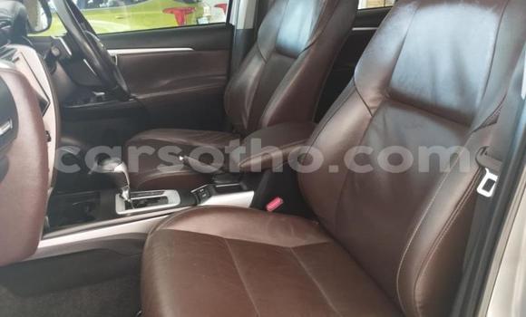 Acheter Occasion Voiture Toyota Fortuner Gris à Maseru, Maseru Acheter Occasion Voiture Toyota Fortuner Gris à Maseru, Maseru