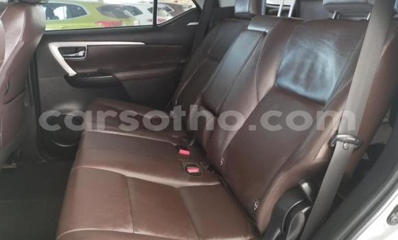 Acheter Occasion Voiture Toyota Fortuner Gris à Maseru, Maseru Acheter Occasion Voiture Toyota Fortuner Gris à Maseru, Maseru