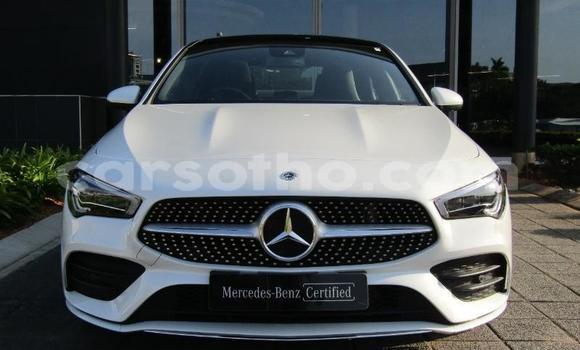 اشتري مستعمل Mercedes-Benz CLA-klasse AMG White سيارة في Maseru في Maseru