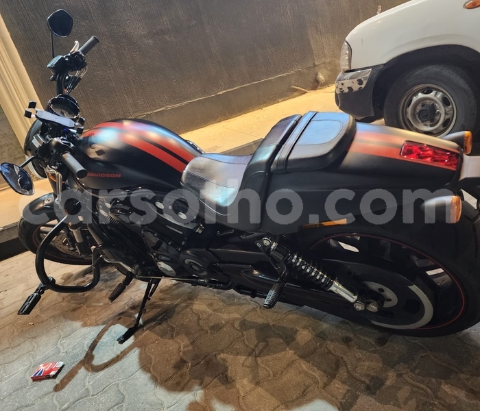 Big with watermark harley davidson vrsc maseru import dubai 26240