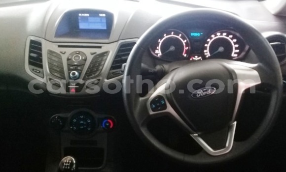 Acheter Occasion Voiture Ford Fiesta Blanc à Butha Buthe, Butha-Buthe Acheter Occasion Voiture Ford Fiesta Blanc à Butha Buthe, Butha-Buthe