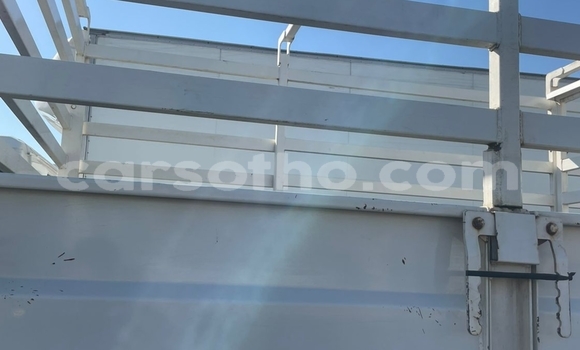 Acheter Occasion Utilitaire Caterpillar 120 Gris à Maseru, Maseru Acheter Occasion Utilitaire Caterpillar 120 Gris à Maseru, Maseru