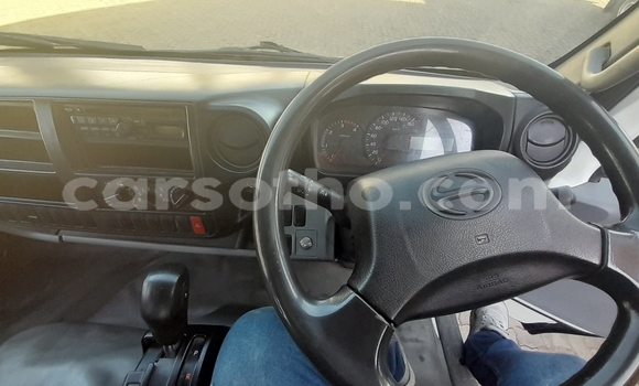 Buy Used Hino 300 Series White Truck in Maseru in Maseru Buy Used Hino 300 Series White Truck in Maseru in Maseru