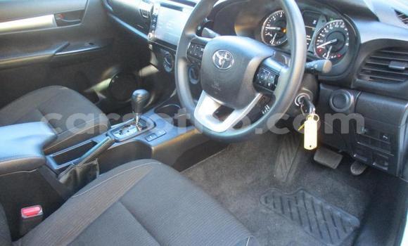 Acheter Occasion Voiture Toyota Hilux Blanc à Maseru, Maseru Acheter Occasion Voiture Toyota Hilux Blanc à Maseru, Maseru