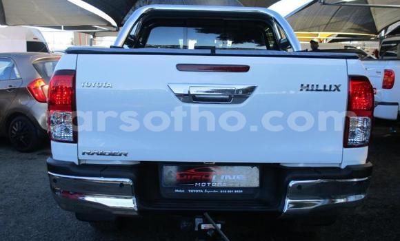 Acheter Occasion Voiture Toyota Hilux Blanc à Maseru, Maseru Acheter Occasion Voiture Toyota Hilux Blanc à Maseru, Maseru