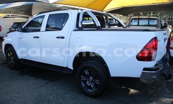 Acheter Occasion Voiture Toyota Hilux Blanc à Maseru, Maseru Acheter Occasion Voiture Toyota Hilux Blanc à Maseru, Maseru