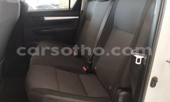 اشتري مستعمل Toyota Hilux White سيارة في Maputsoe في Leribe اشتري مستعمل Toyota Hilux White سيارة في Maputsoe في Leribe