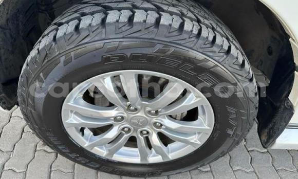 Acheter Occasion Voiture Mitsubishi Pajero Blanc à Maseru, Maseru Acheter Occasion Voiture Mitsubishi Pajero Blanc à Maseru, Maseru