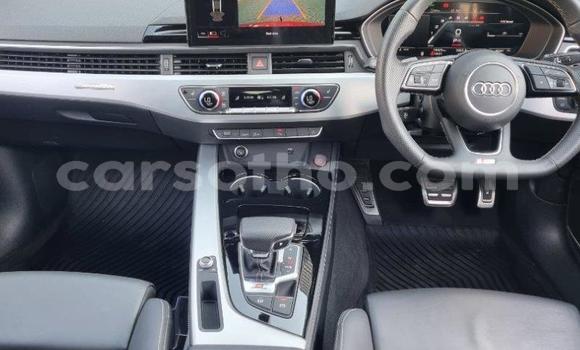 اشتري مستعمل Audi S4 Red سيارة في Maseru في Maseru اشتري مستعمل Audi S4 Red سيارة في Maseru في Maseru