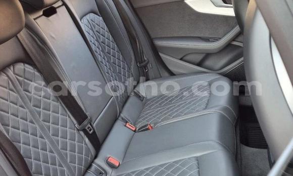 اشتري مستعمل Audi S4 Red سيارة في Maseru في Maseru اشتري مستعمل Audi S4 Red سيارة في Maseru في Maseru