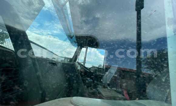 Sayi Na hannu Iveco Cargo White Babbar mota in Maseru a Maseru Sayi Na hannu Iveco Cargo White Babbar mota in Maseru a Maseru